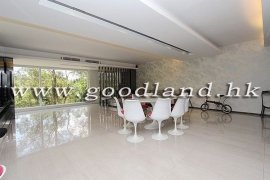 SAI KUNG Villa For Sale | Designer Fit-Out, Sea View & Huge Fenced Garden