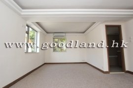 【西貢優質村屋出售】熱門地段・品味裝修・寬敞客飯廳