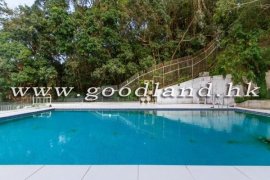 Clear Water Bay Luxury Villa for Sale: End-Unit with Private Pool
