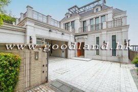 Prestigious Clear Water Bay Villa with Private Elevator & Sea View