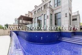 Prestigious Clear Water Bay Villa with Private Elevator & Sea View