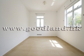 CLEAR WATER BAY Village House with Lawn Garden and Stunning Sea View For Rent