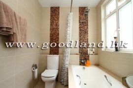 CLEAR WATER BAY Village House with Lawn Garden and Greenery Sea View For Rent