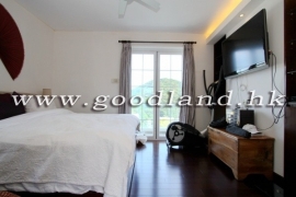 CLEAR WATER BAY Village House with Lawn Garden and Greenery Sea View For Rent