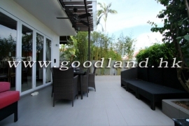CLEAR WATER BAY Village House with Lawn Garden and Greenery Sea View For Rent