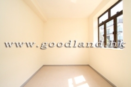 CLEAR WATER BAY Village House with Lawn Garden and Partial Sea View For Rent