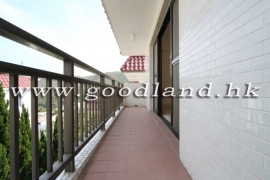 CLEAR WATER BAY Village House with Lawn Garden and Partial Sea View For Rent