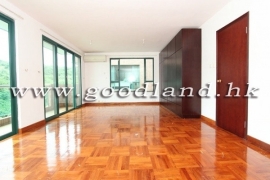 CLEAR WATER BAY Village House with Huge Lawn Garden For Rent