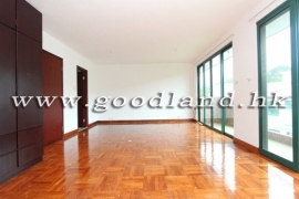 CLEAR WATER BAY Village House with Huge Lawn Garden For Rent