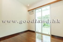 4BR Waterfront Villa for Sale in Sai Kung | Gated Complex