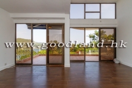 SAI KUNG Villa with Big Garden and Sea Views For Sale