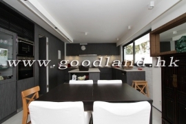 CLEAR WATER BAY Renovated Sea View Village House For Sale