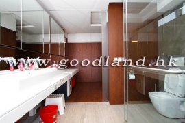 CLEAR WATER BAY Renovated Sea View Village House For Sale