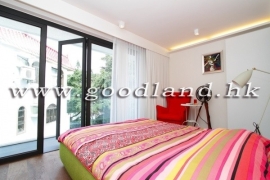 CLEAR WATER BAY Renovated Sea View Village House For Sale