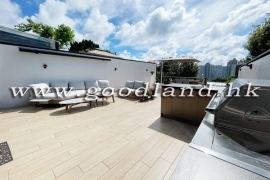 Clear Water Bay Villa With Huge Split-Level Garden For Sale