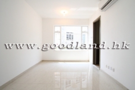 CLEAR WATER BAY Spacious Village House with Parking For Sale