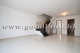 CLEAR WATER BAY Spacious Village House with Parking For Sale