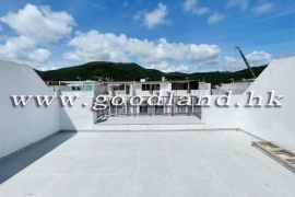 SAI KUNG Sea View Villa with Club Facilities For Sale