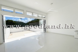 SAI KUNG Sea View Villa with Club Facilities For Sale