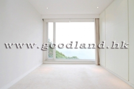 Clear Water Bay Prestigious Apartment For Sale