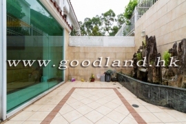 Clear Water Bay Managed Complex Villa with Indoor Communal Pool for Sale