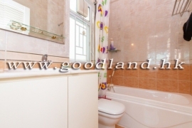 Clear Water Bay Managed Complex Villa with Indoor Communal Pool for Sale