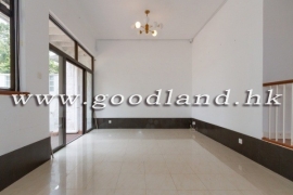 Clear Water Bay End Unit Garden Villa For Sale
