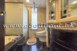 Clear Water Bay Poolside Apartment For Sale