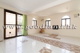 CLEAR WATER BAY Practical Village House with Front Yard For Sale
