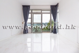 SAI KUNG Prestigious Villa with Panoramic Sea Views For Sale