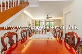 Clear Water Bay Split-Level Garden Villa For Sale