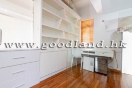 Clear Water Bay Prestigious Apartment For Sale