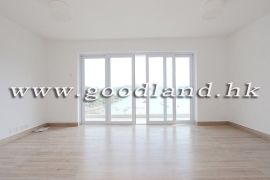 CLEAR WATER BAY Renovated Village House with Sea and Greenery Views For Rent
