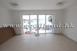 CLEAR WATER BAY Renovated Village House with Sea and Greenery Views For Rent