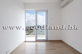 CLEAR WATER BAY Renovated Village House with Sea and Greenery Views For Rent