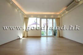 Clear Water Bay Managed Estate Apartment For Sale