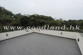 CLEAR WATER BAY Newly Renovated Village House with Garden For Rent