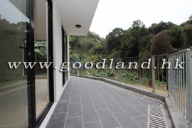 CLEAR WATER BAY Newly Renovated Village House with Garden For Rent