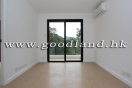 CLEAR WATER BAY Newly Renovated Village House with Garden For Rent