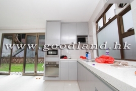 CLEAR WATER BAY Newly Renovated Village House with Lawn Garden For Rent