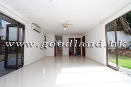 CLEAR WATER BAY Newly Renovated Village House with Lawn Garden For Rent