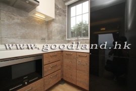 Clear Water Bay Prestigious Apartment For Sale