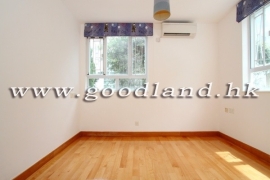 CLEAR WATER BAY Waterfront Village House with Beach Access For Rent