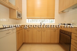 CLEAR WATER BAY Waterfront Village House with Beach Access For Rent