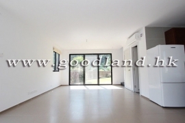 CLEAR WATER BAY Village House with Lawn Garden and Sea View For Rent
