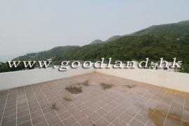 CLEAR WATER BAY Village House with Lawn Garden and Sea View For Rent