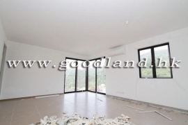 CLEAR WATER BAY Village House with Lawn Garden and Sea View For Rent