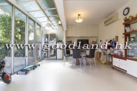 Clear Water Bay Sea View End-Unit Villa For Sale