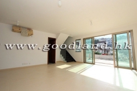 CLEAR WATER BAY Newly Renovated Village House with Sea View For Rent