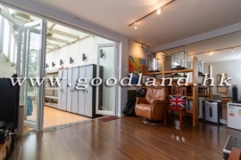 Clear Water Bay End-Unit Villa With Sea View Garden For Sale